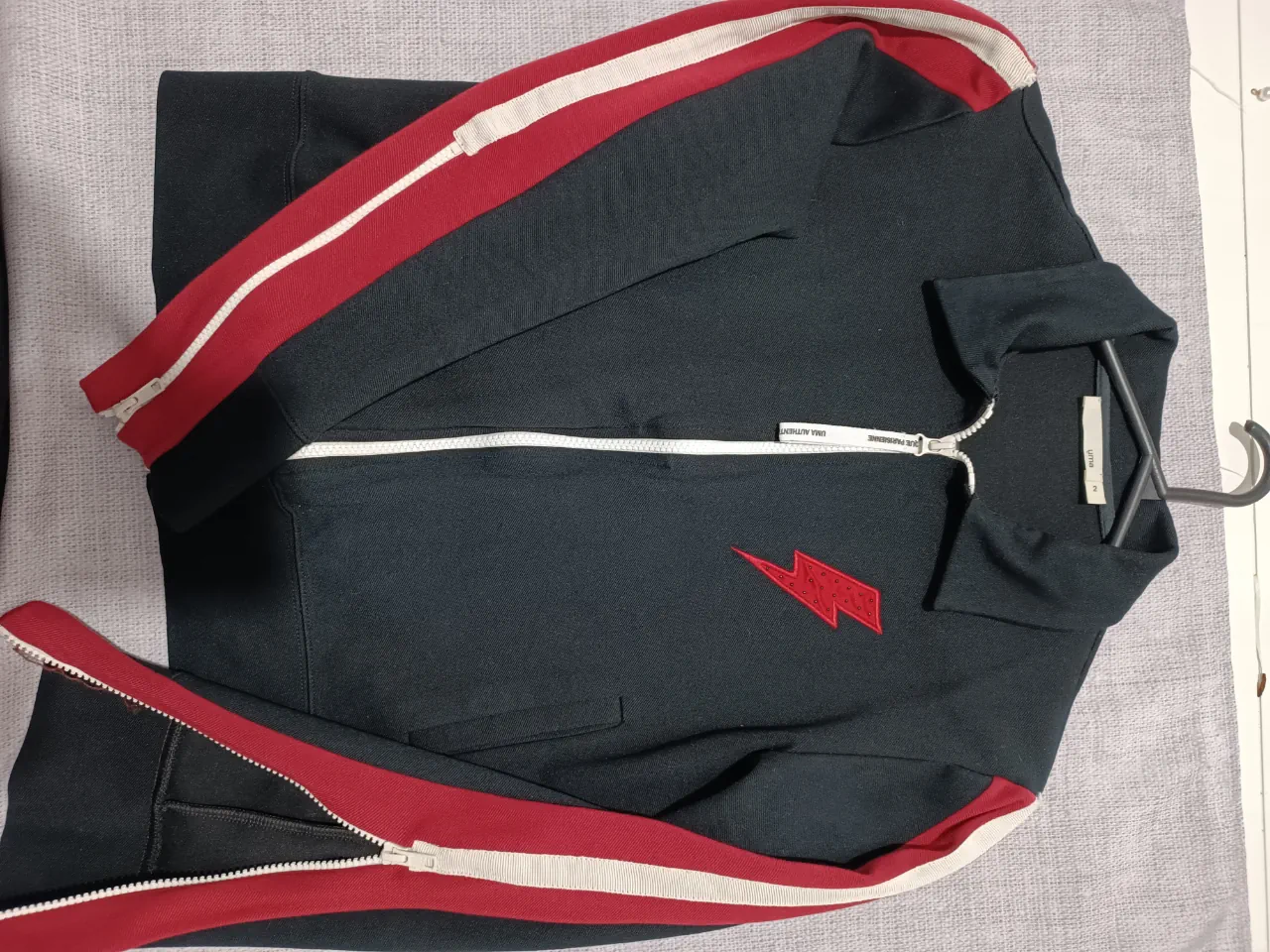 Campera Uma - imagen 1