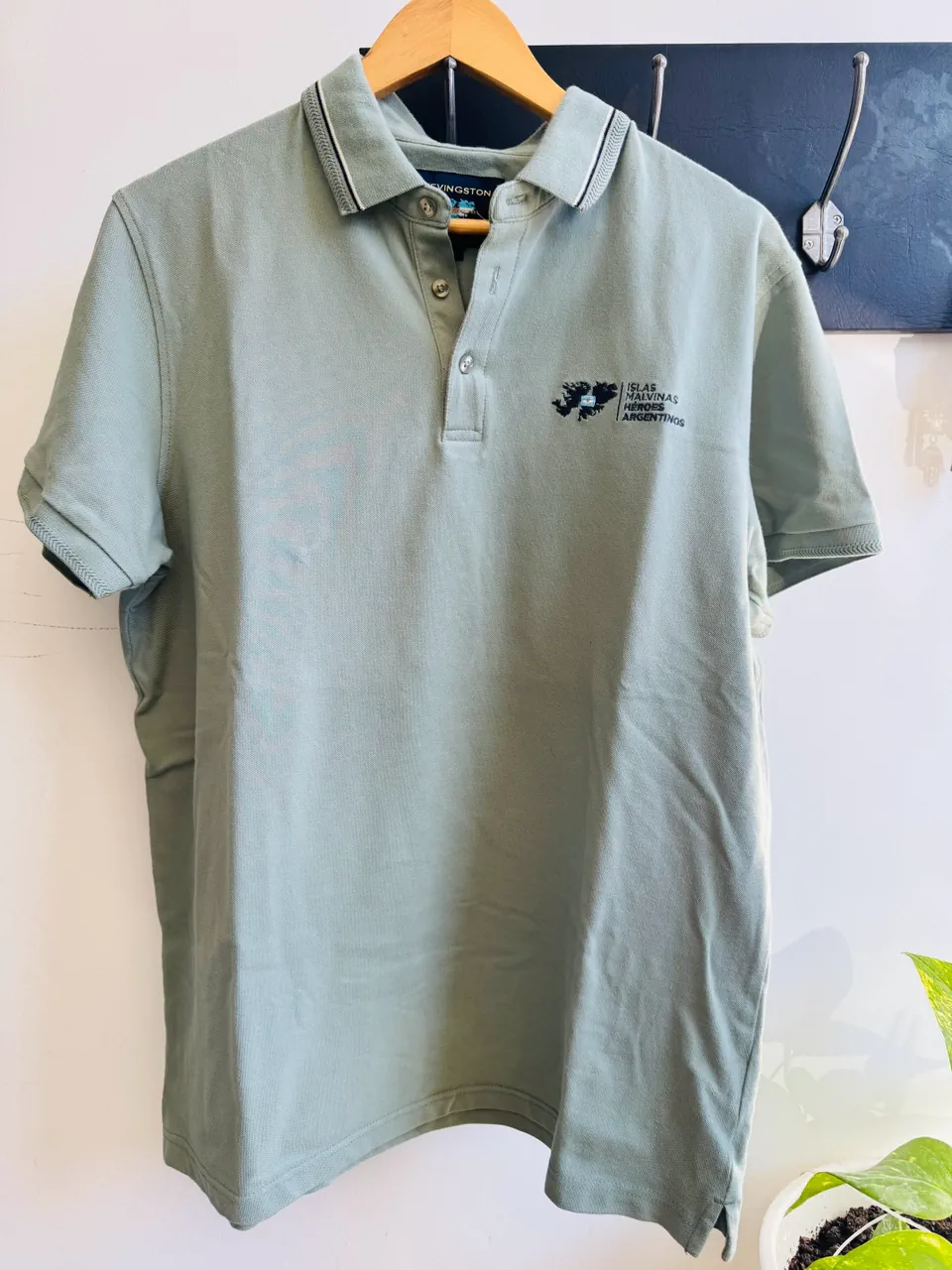 Remera Kevingston · Talle L