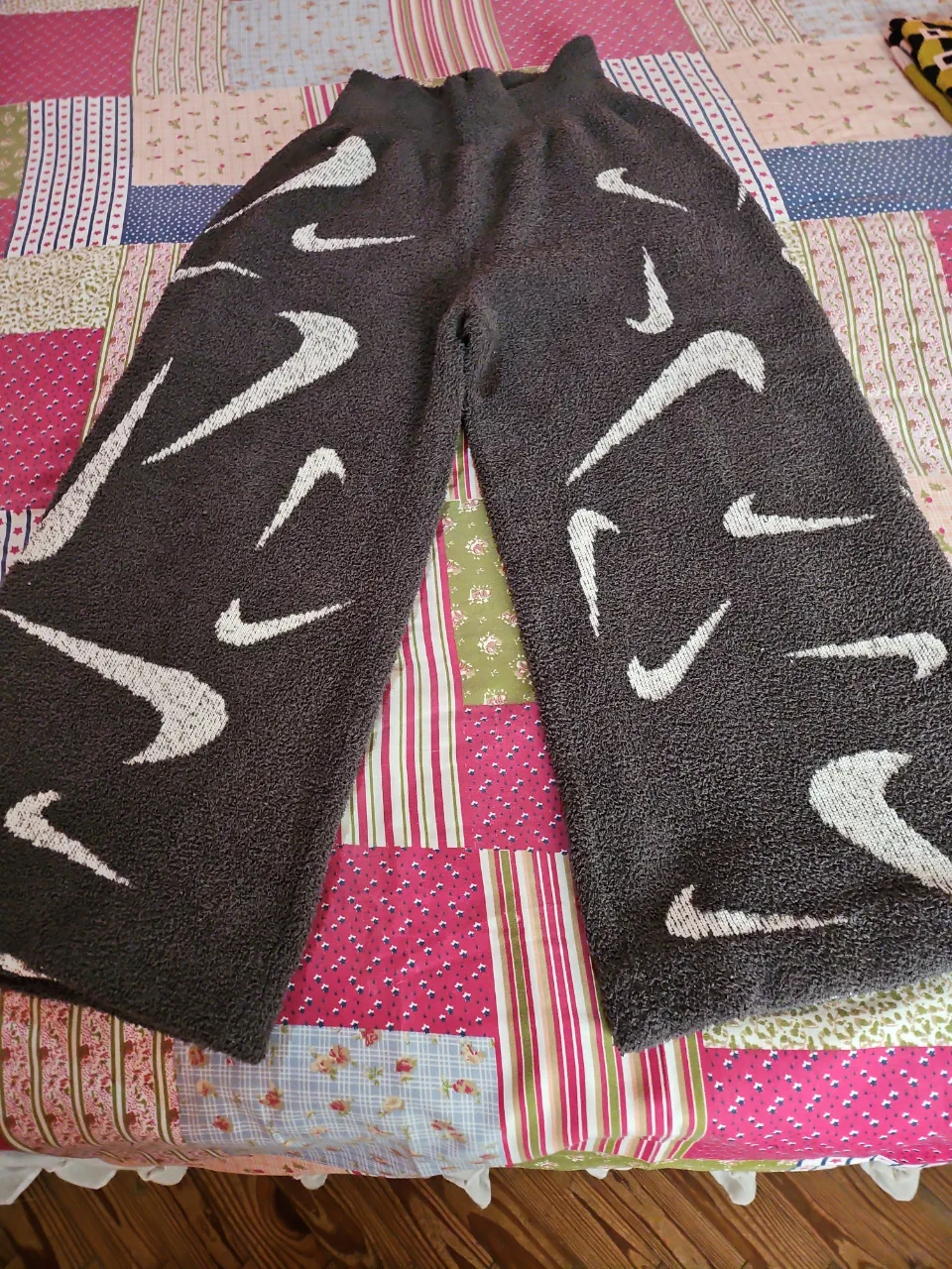 Pantalón Nike - imagen 1
