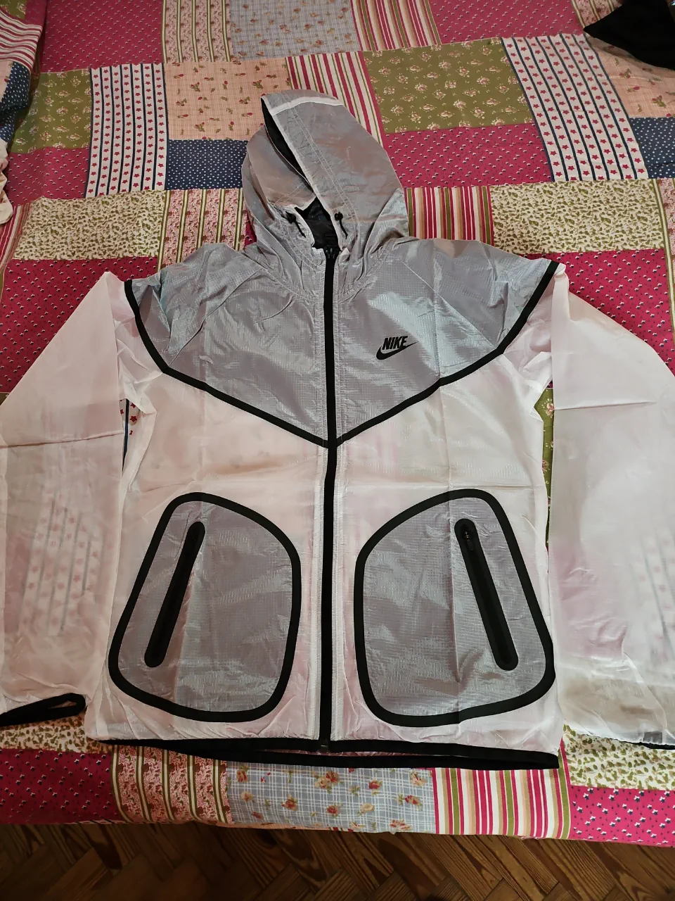 Campera Nike - imagen 1