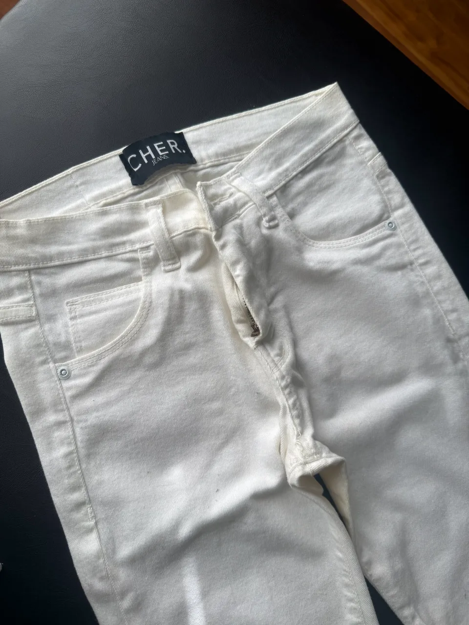CHER. · Talle US 22