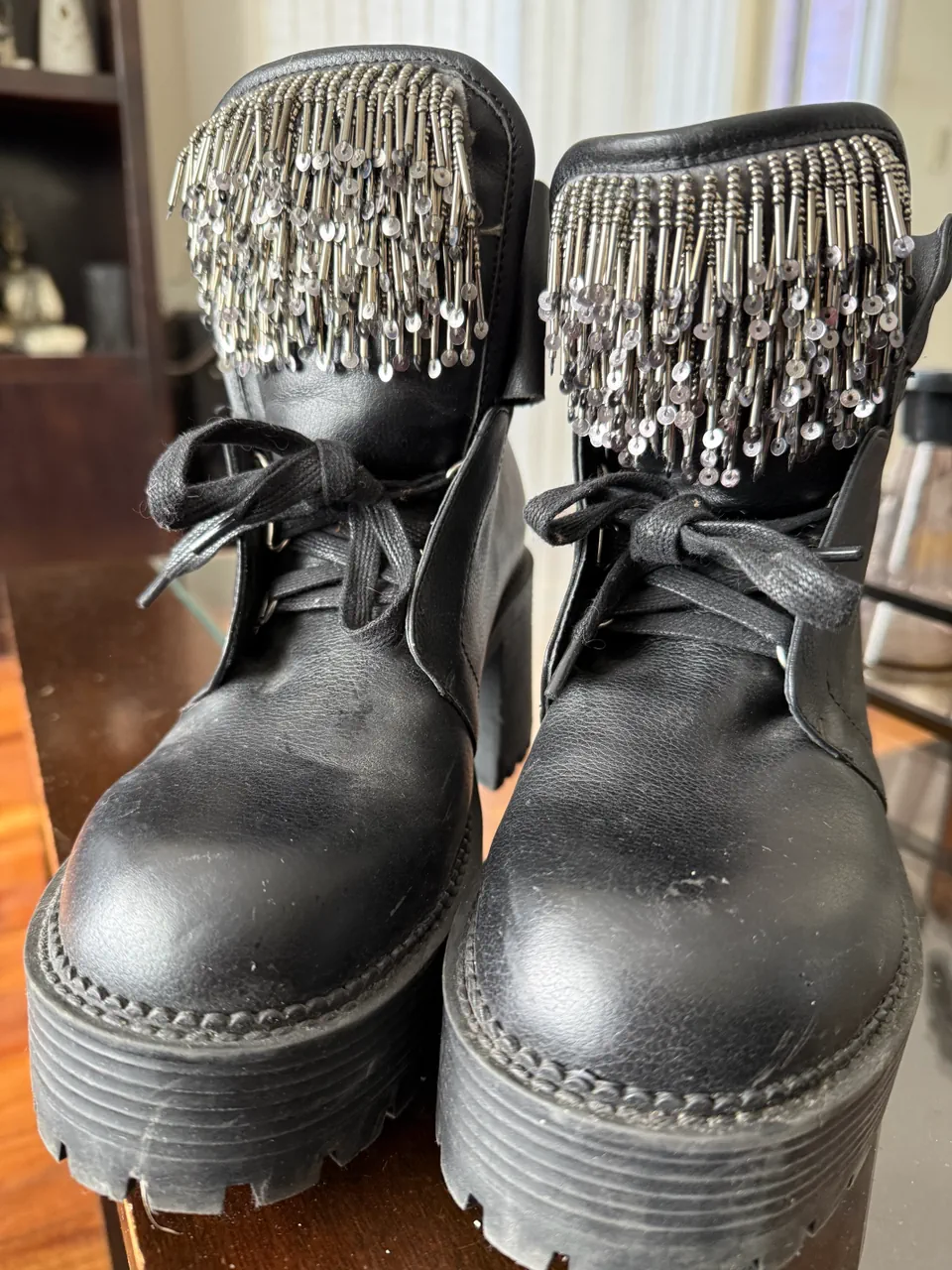 Borcegos Ricky Sarkany - imagen 1