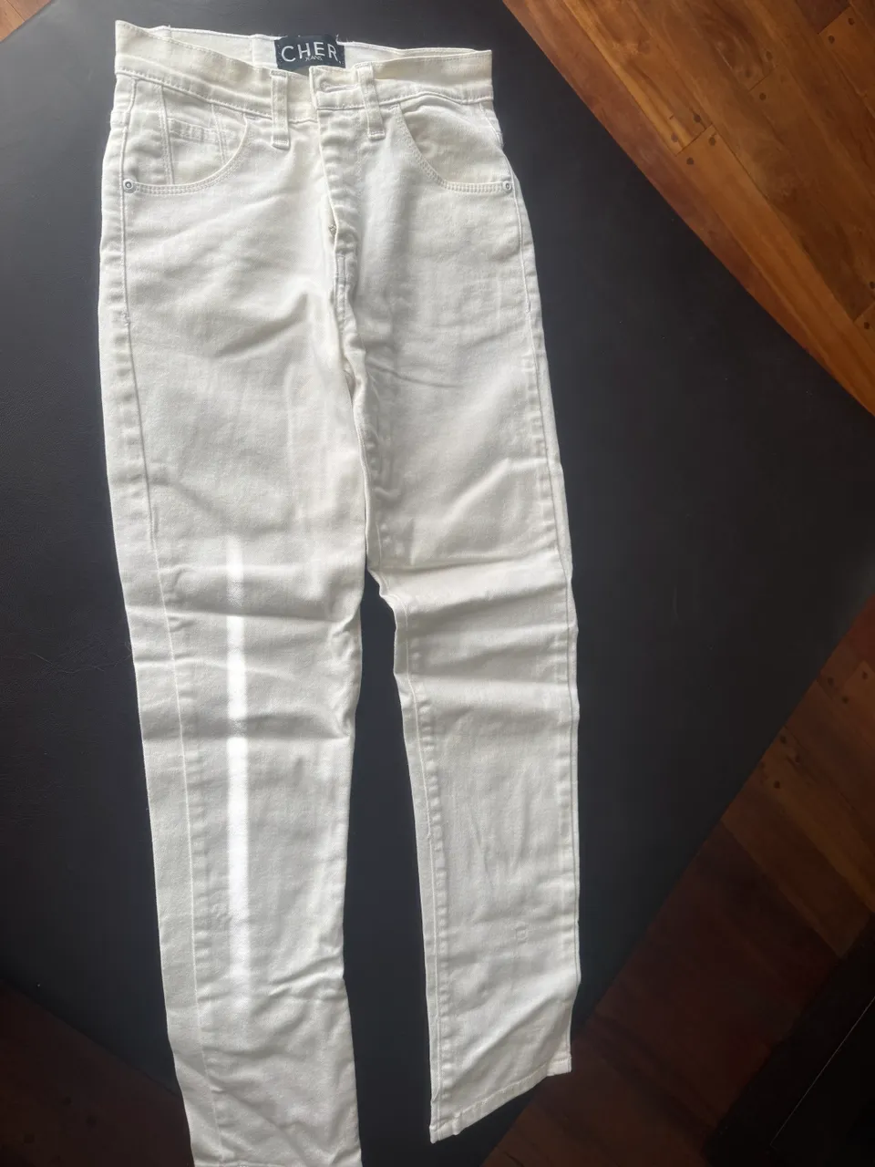 CHER. · Talle US 22