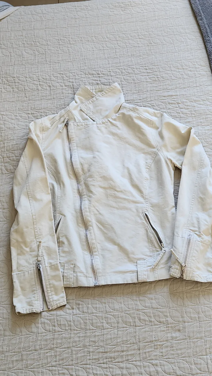 Campera Sin marca · Talle S