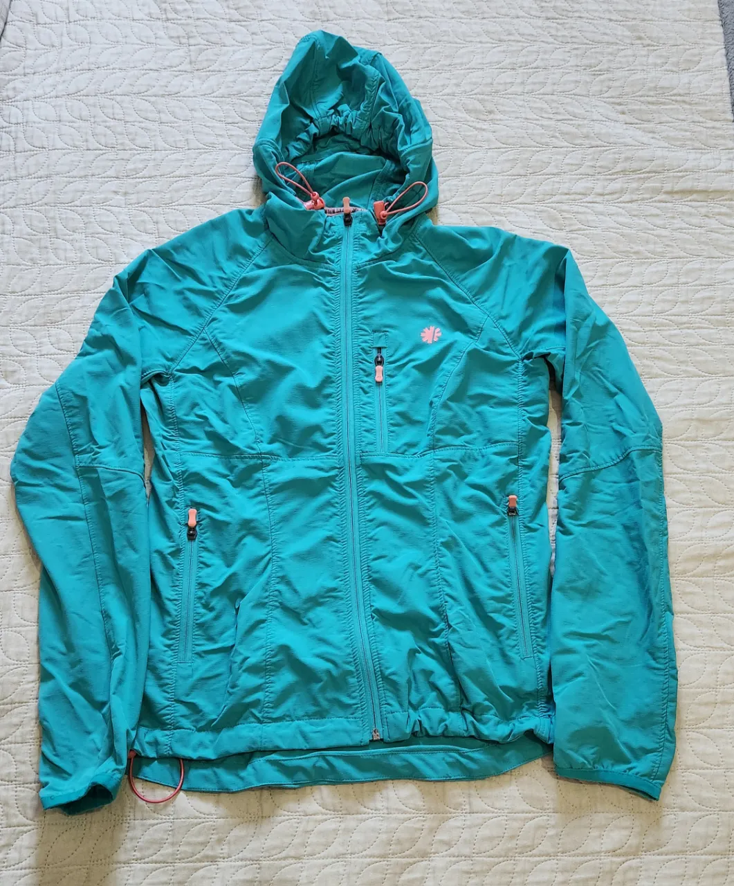 Campera Mountain gear · Talle S