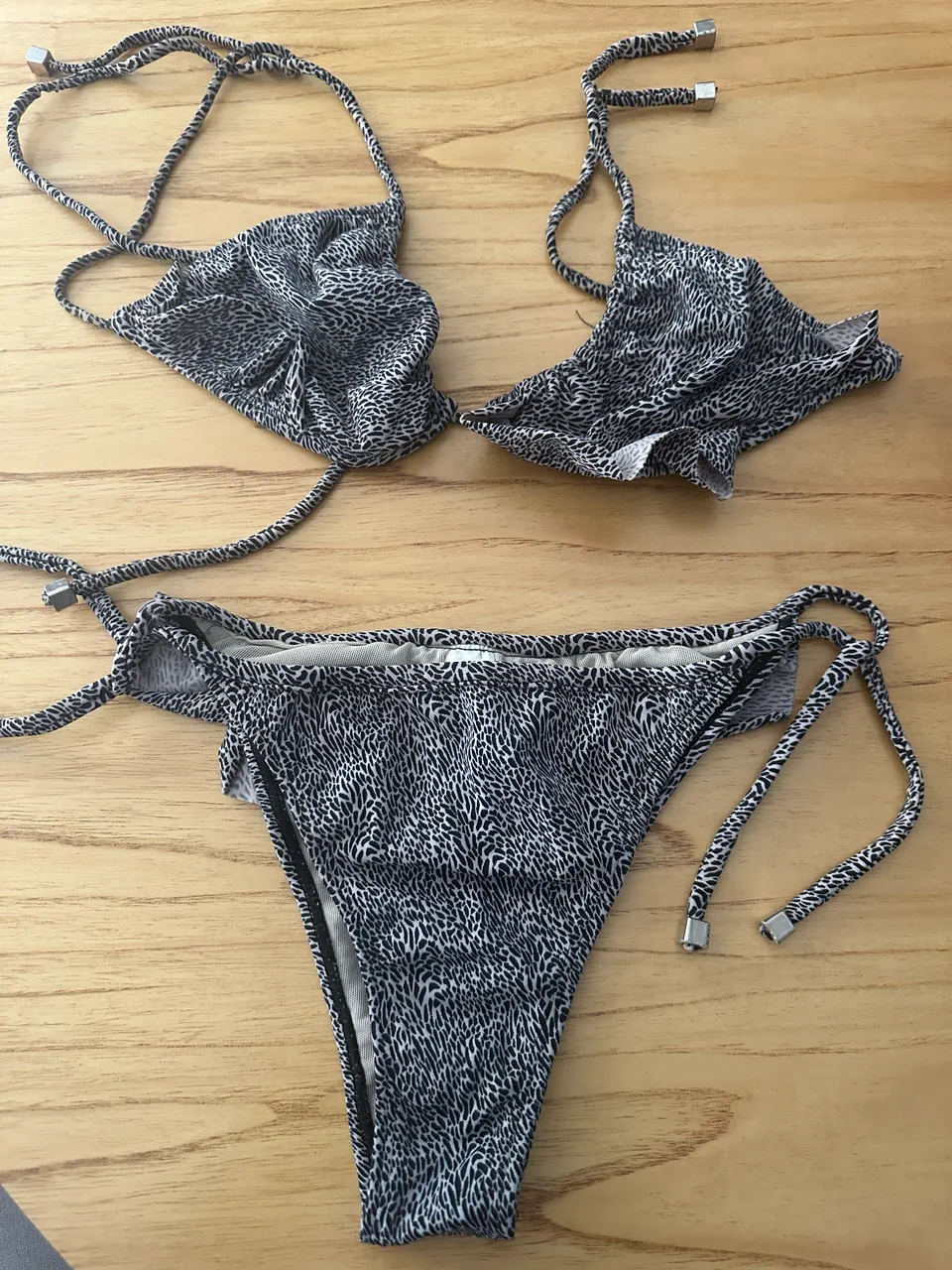 Bikini Malala - imagen 1