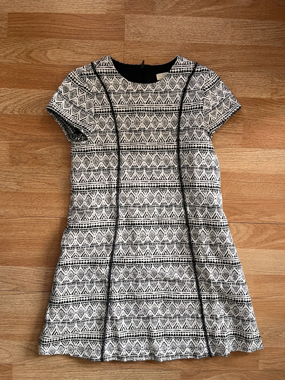 Vestido corto Zara · Talle 14 años / 164 cm
