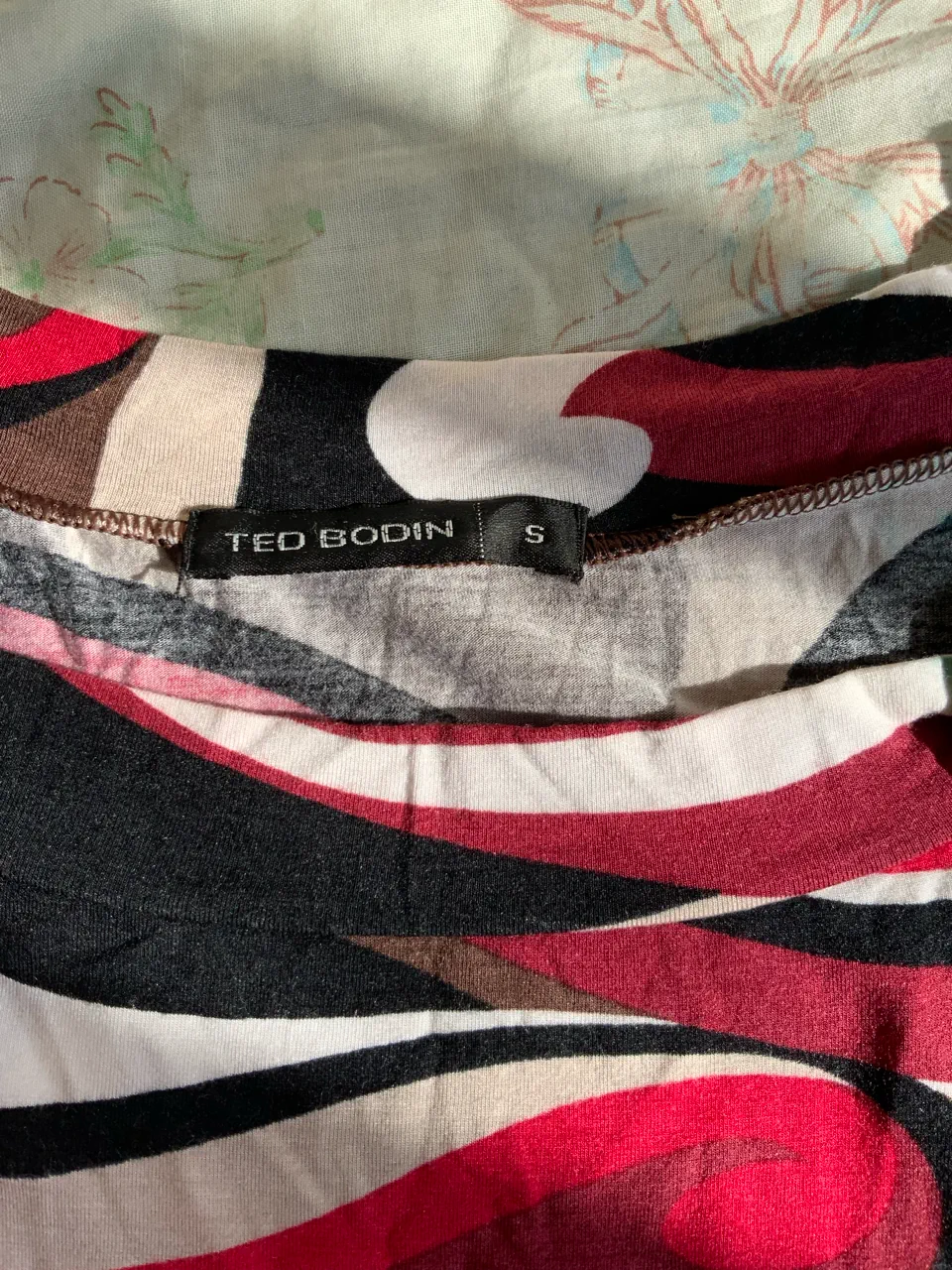 Remera Ted Bodin - imagen 1