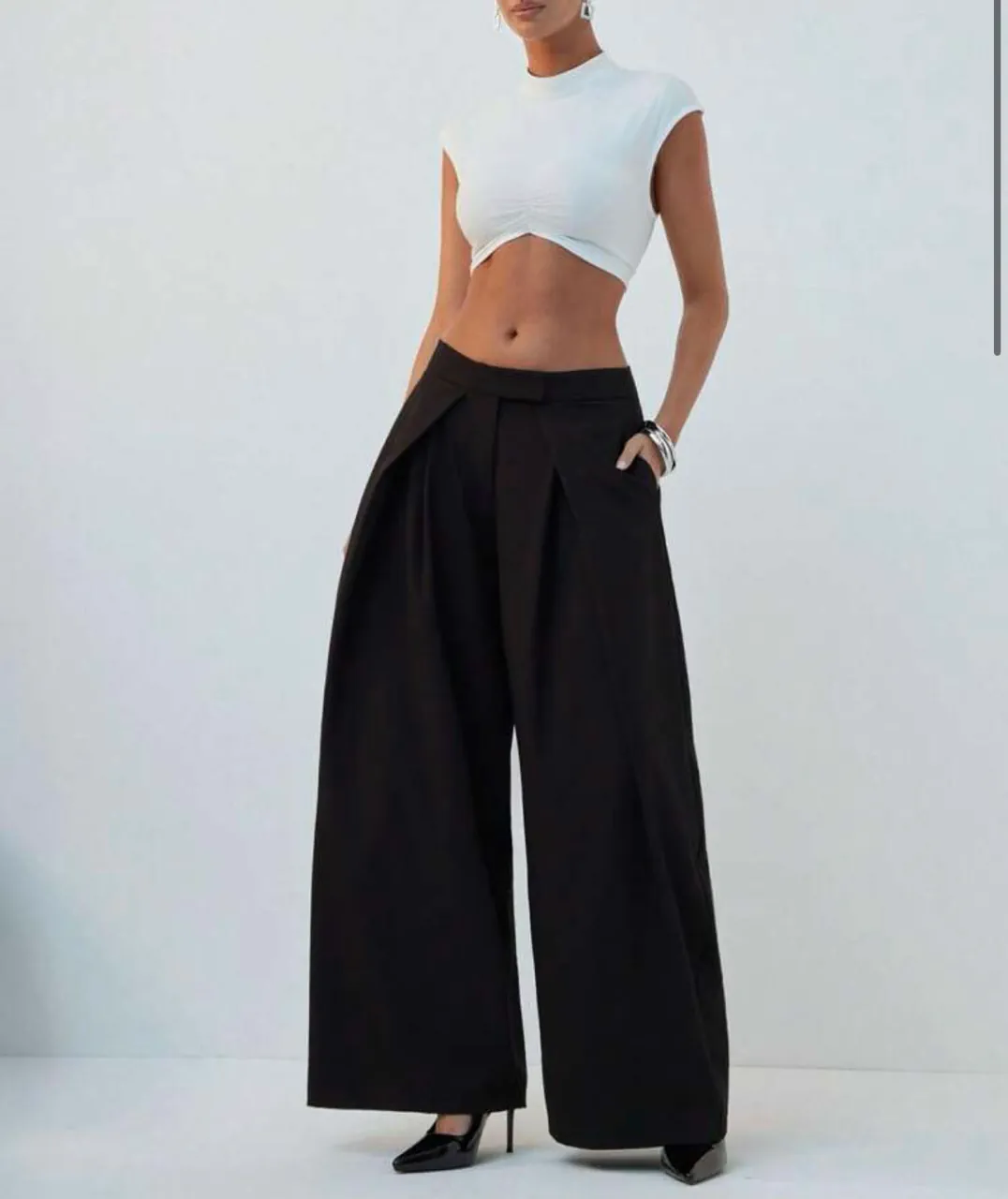 Pantalón Shein - imagen 1