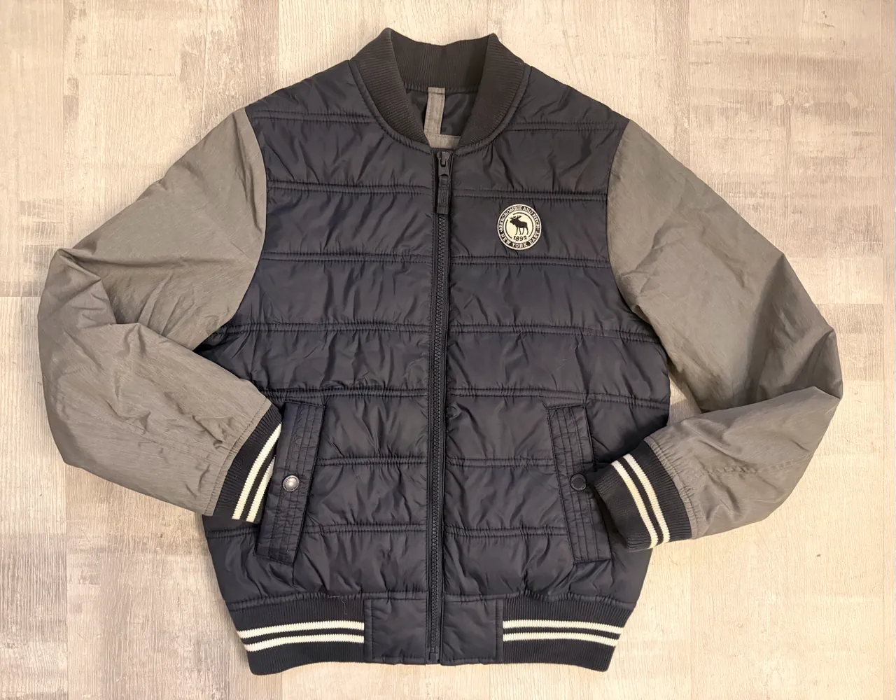 Abercrombie · Talle 9 años / 134 cm