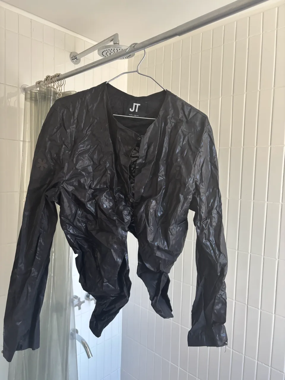 Jt · Talle M