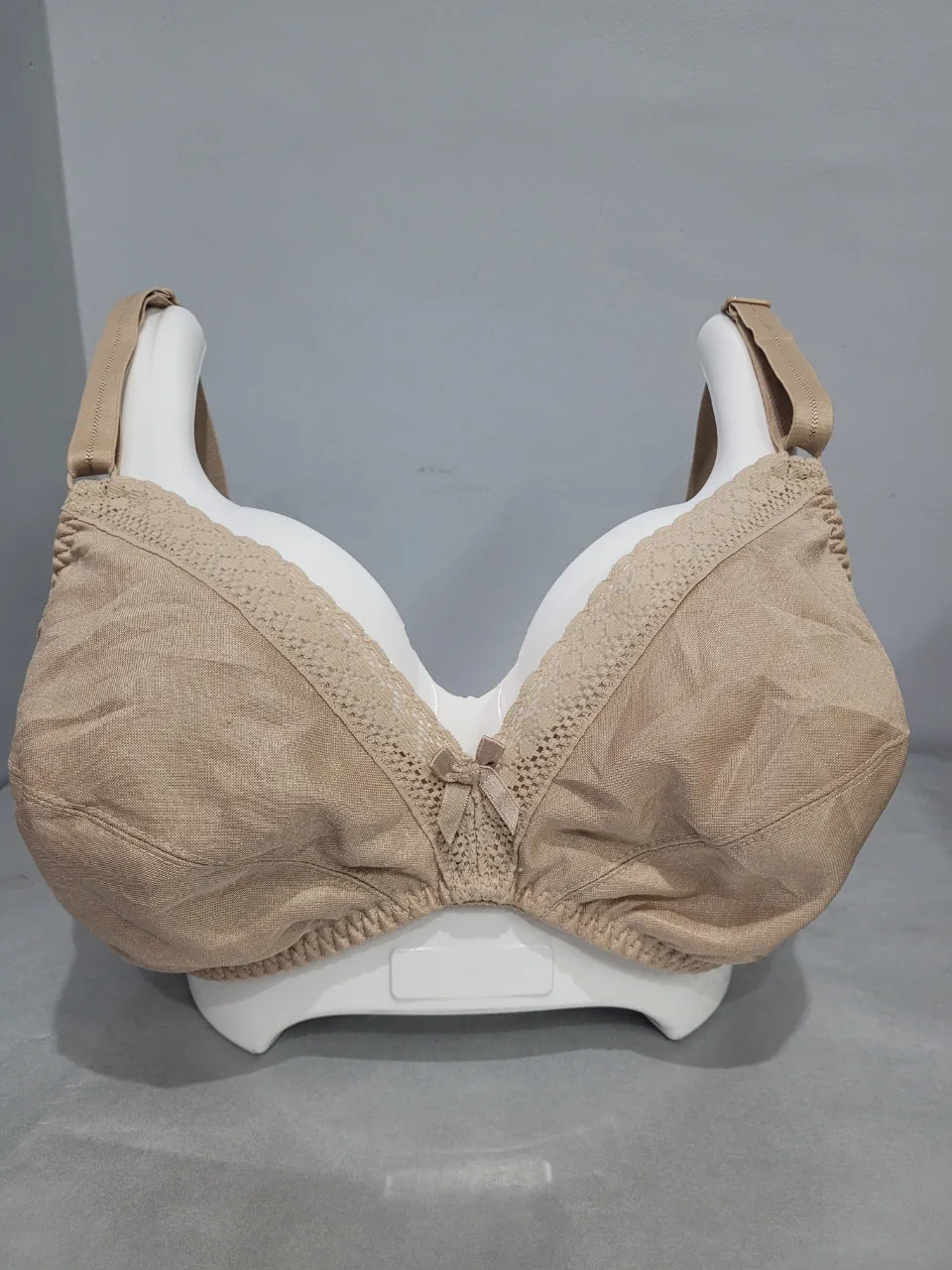 Corpiño Hanes · Talle L