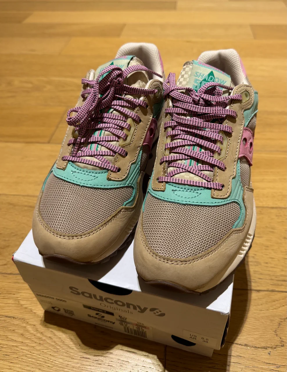 Saucony · Talle AR 38