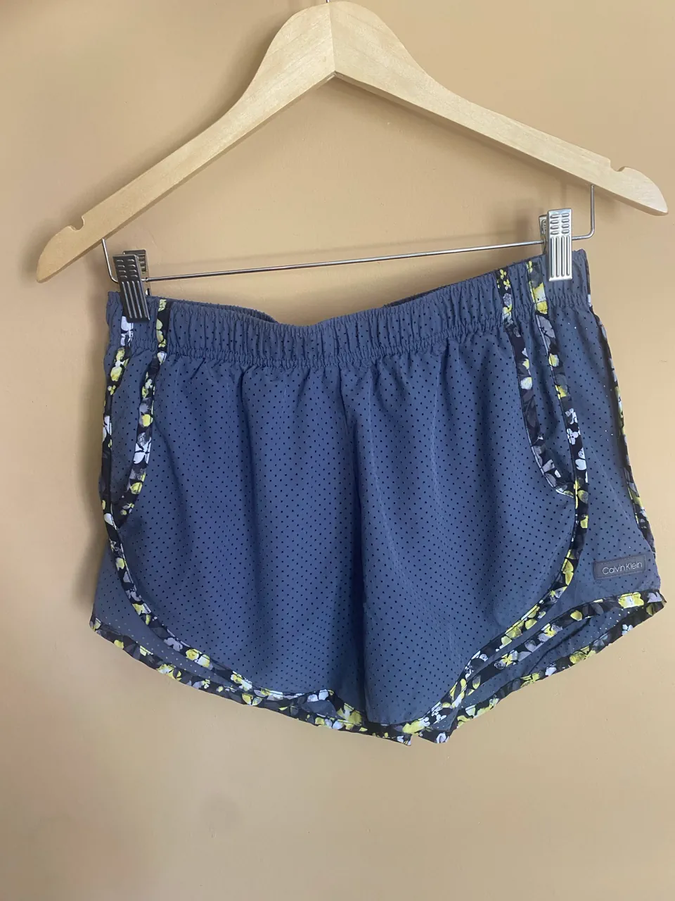 Calvin Klein · Talle S