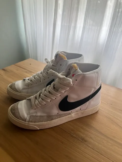 Nike · Talle US 8.5