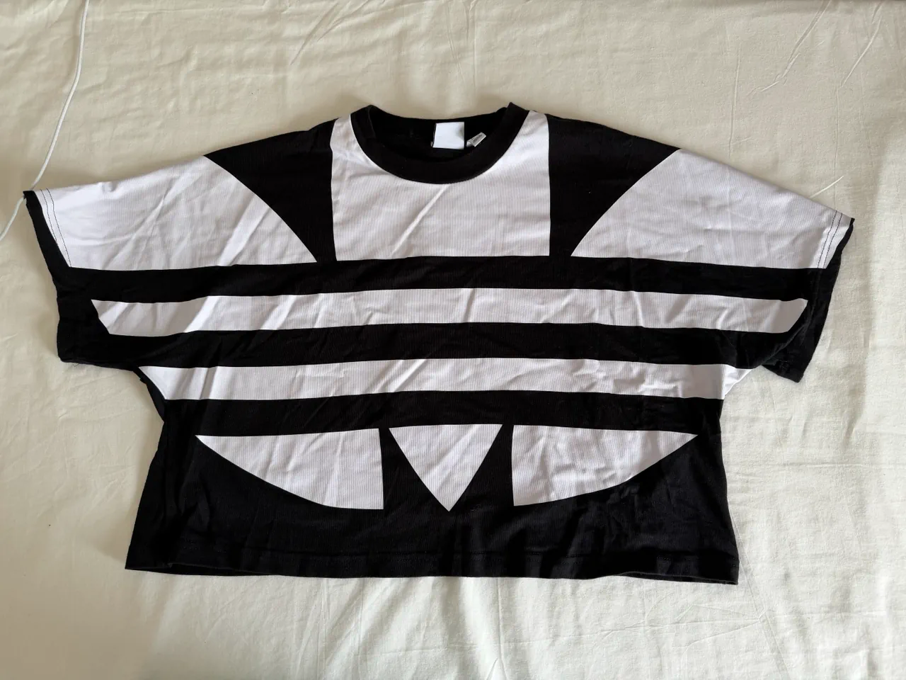 Remera adidas - imagen 1
