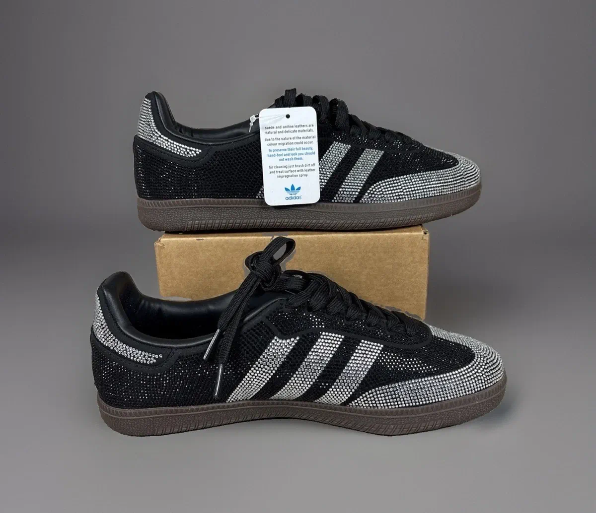 adidas · Talle AR 38