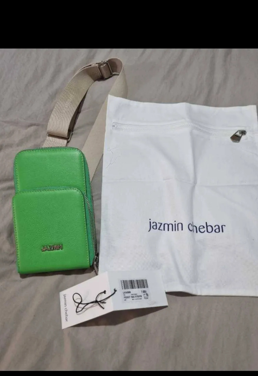 Bandolera Jazmín Chebar