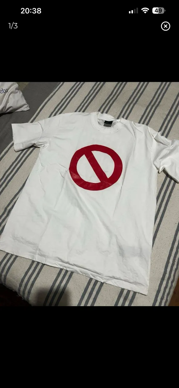 Remera Balenciaga · Talle L