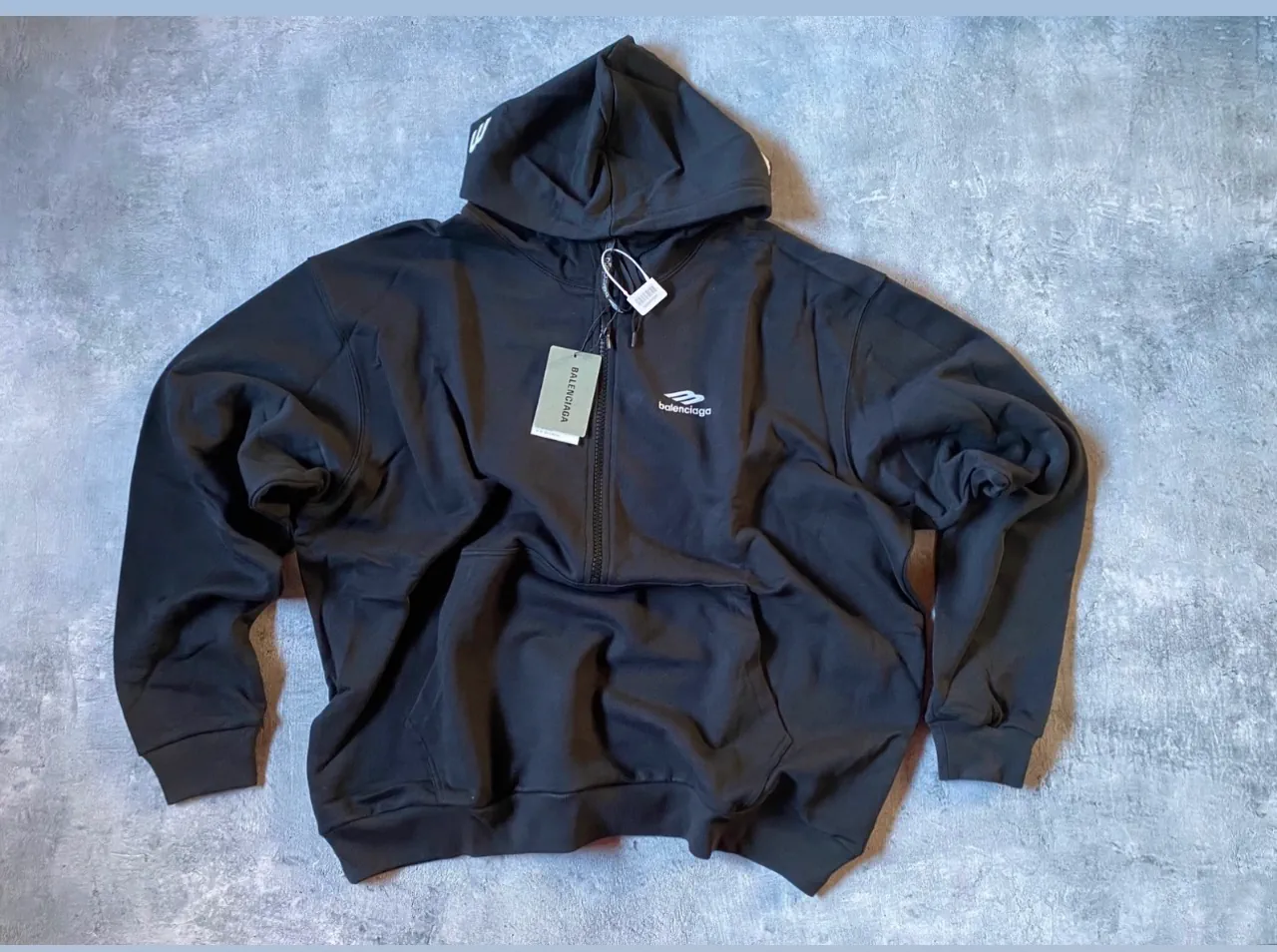 Buzo Balenciaga · Talle XL