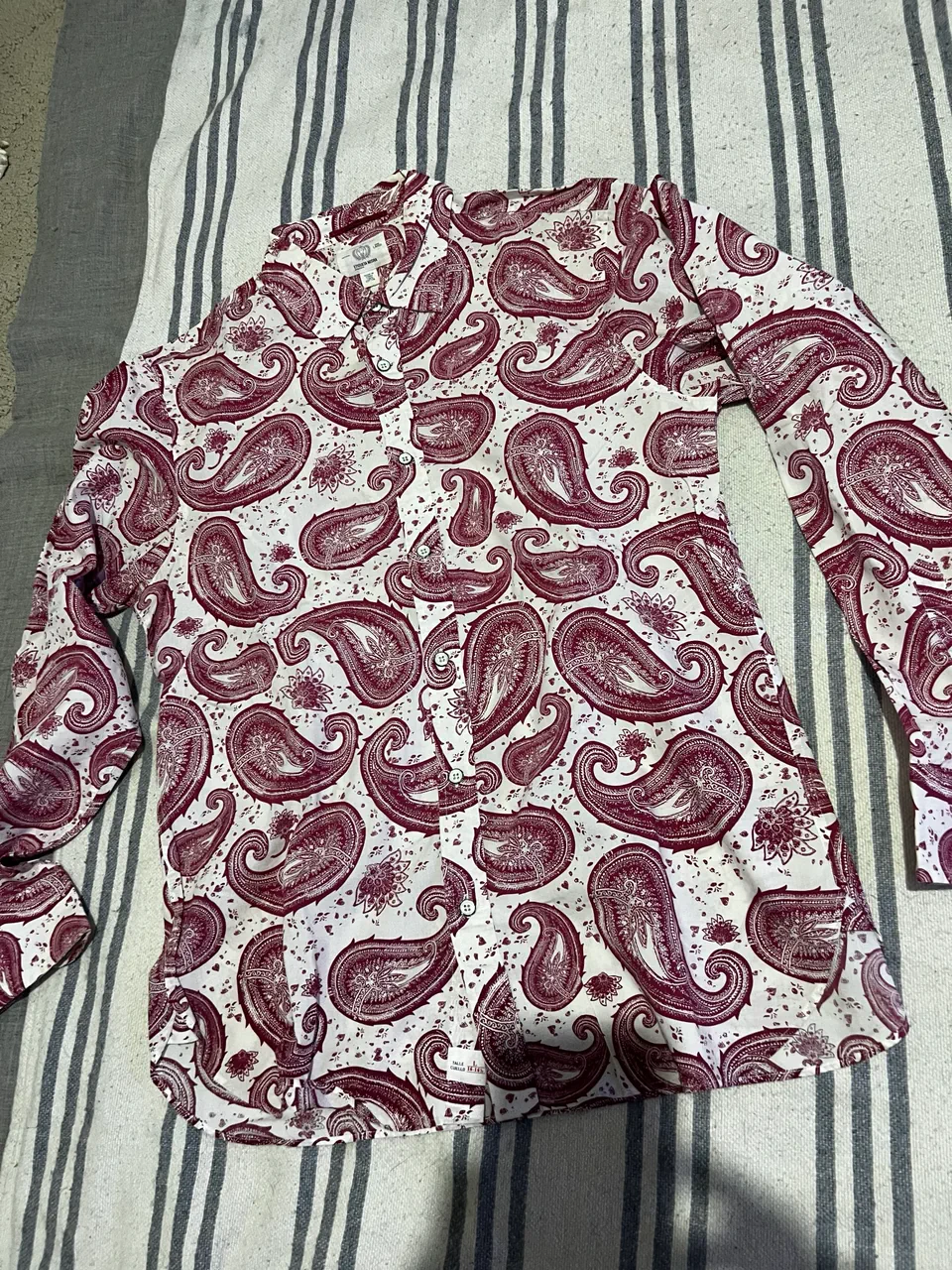 Camisa Etiqueta Negra · Talle L