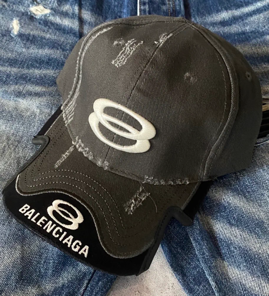 Gorra Balenciaga