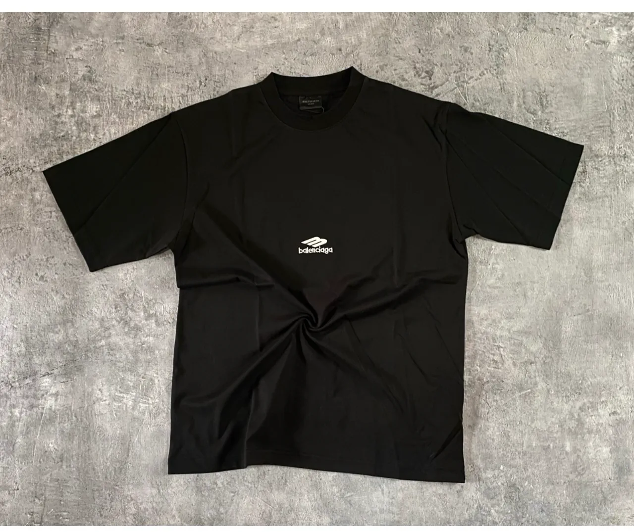 Remera Balenciaga - imagen 1