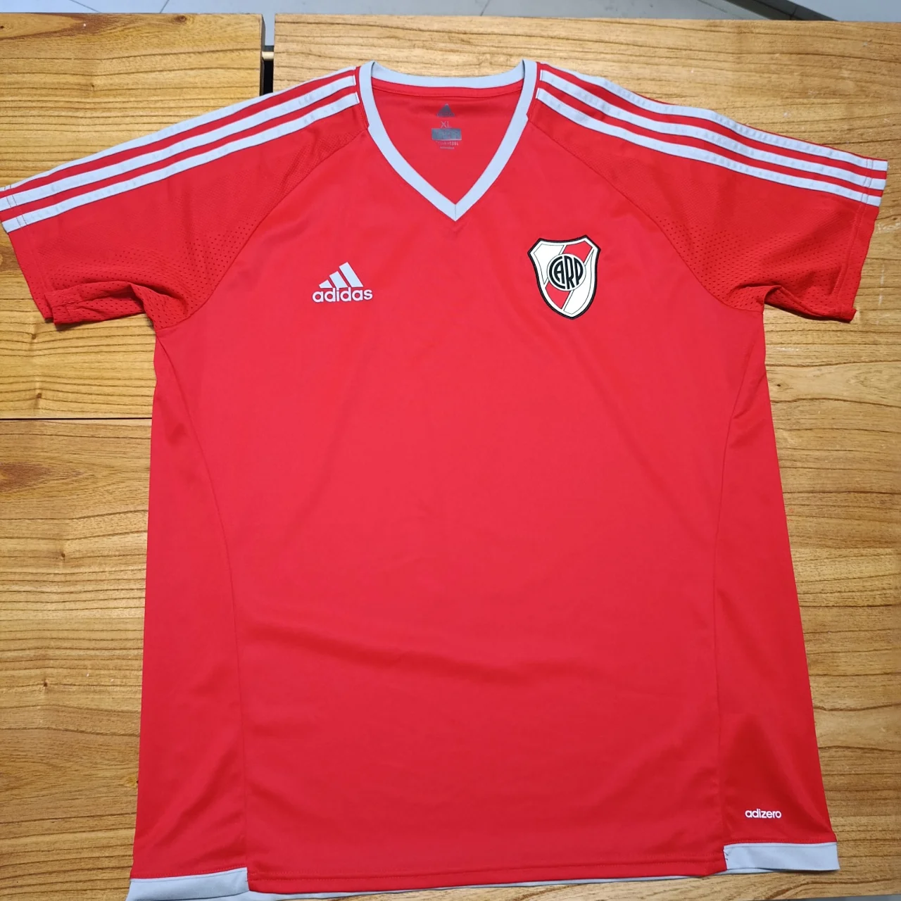 adidas · Talle XL