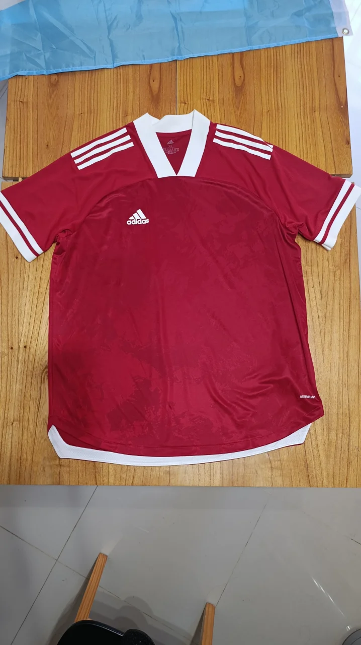 Remera adidas - imagen 1