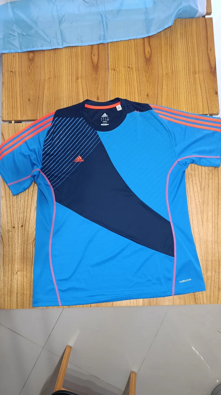 adidas · Talle XL