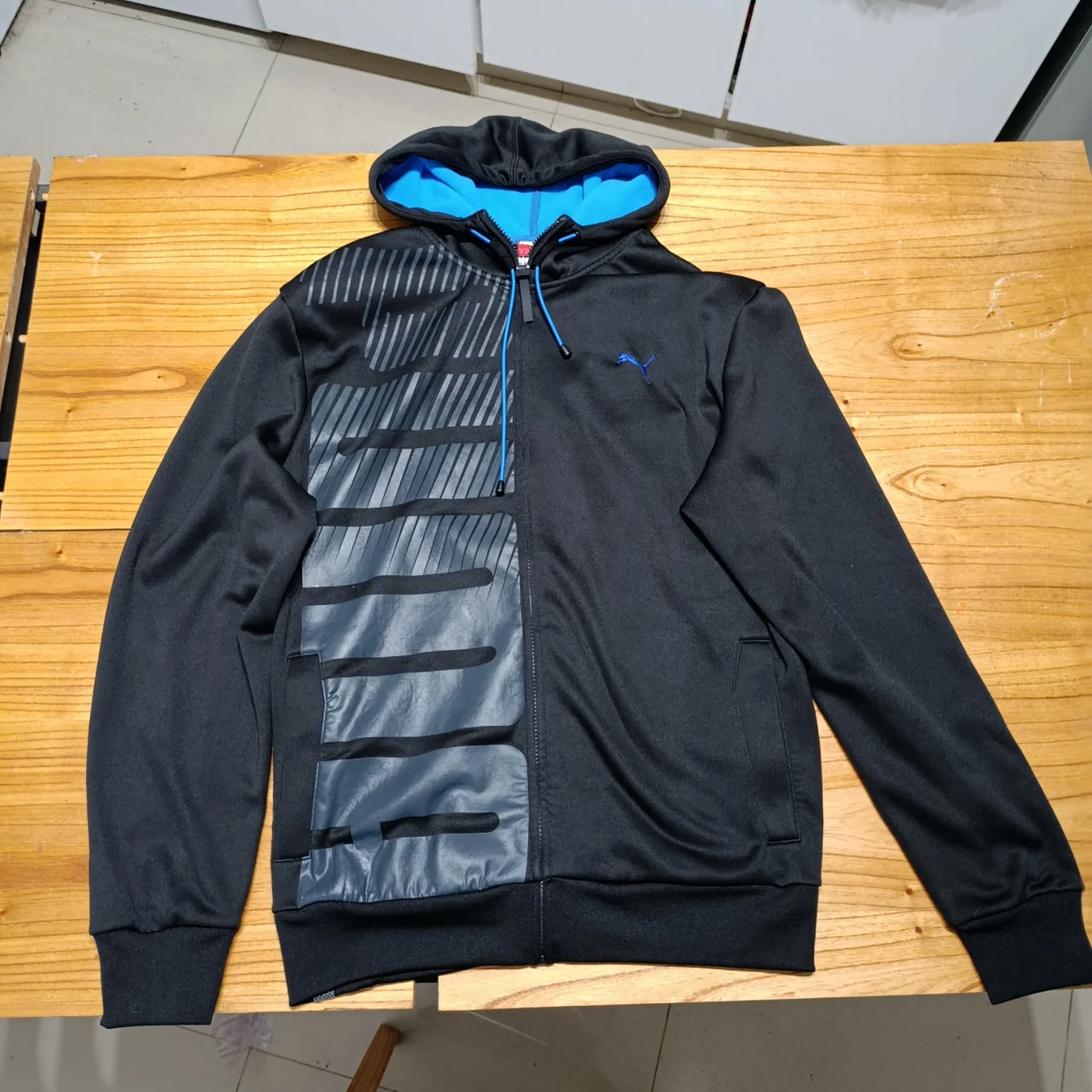 Buzo Puma · Talle XL