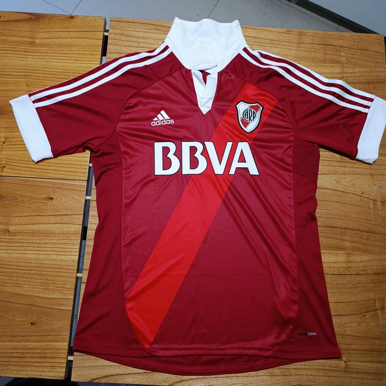Camiseta adidas - imagen 1