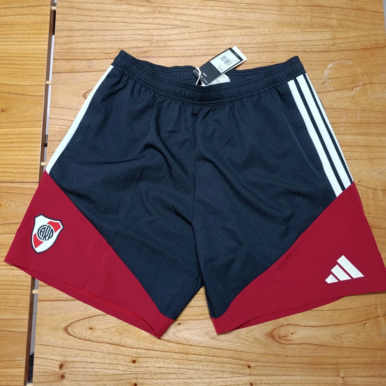 Short adidas - imagen 1