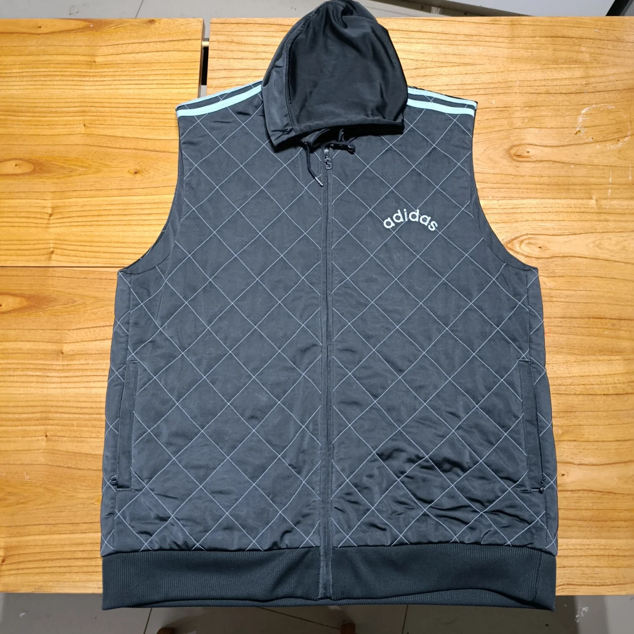 Chaleco adidas · Talle XL