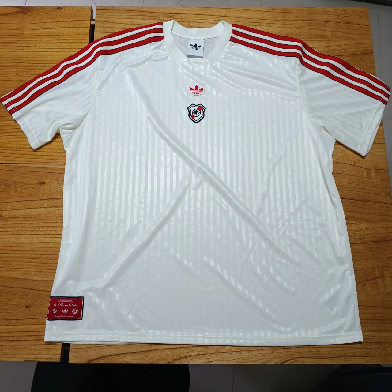Camiseta adidas - imagen 1