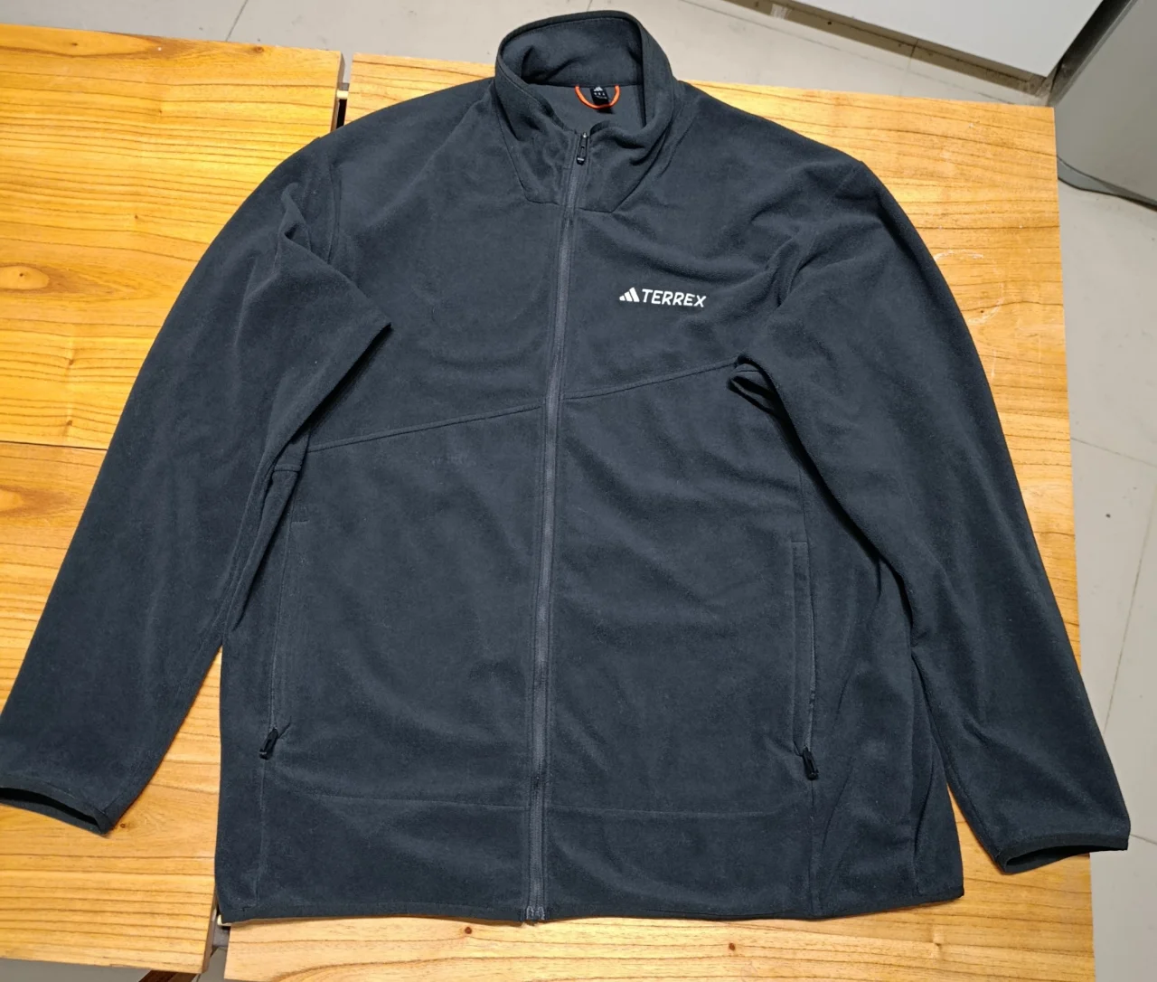 Campera adidas - imagen 1