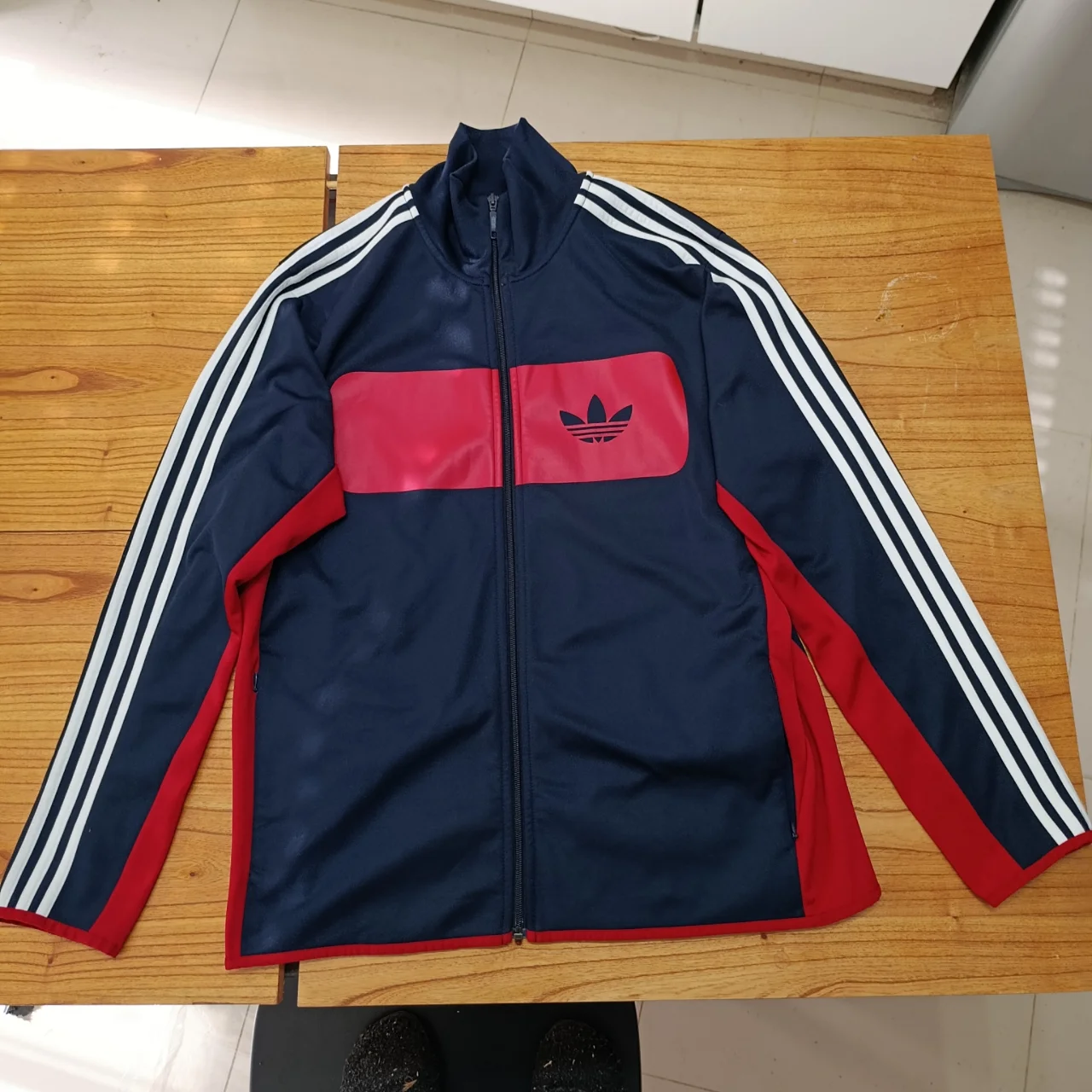 Campera adidas - imagen 1