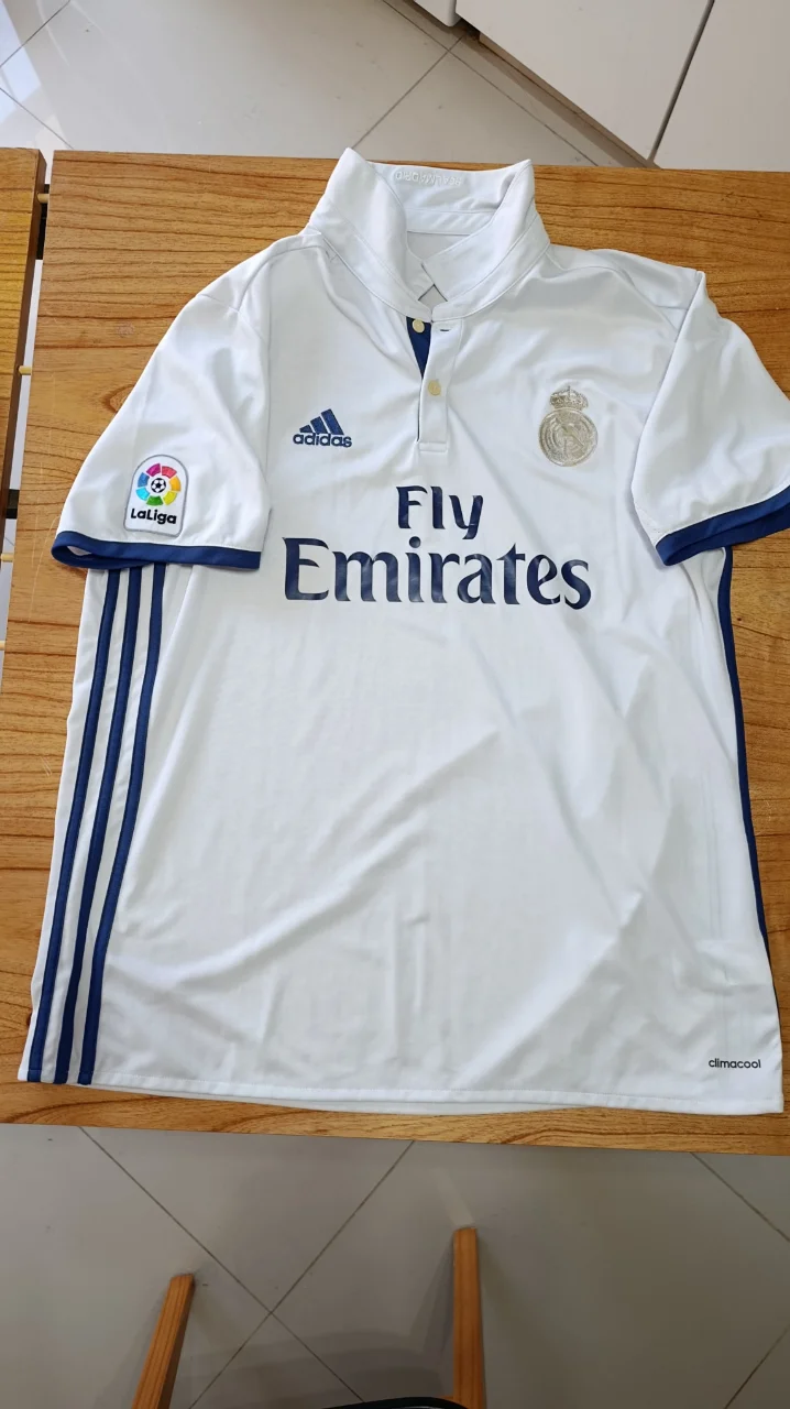 Camiseta adidas - imagen 1