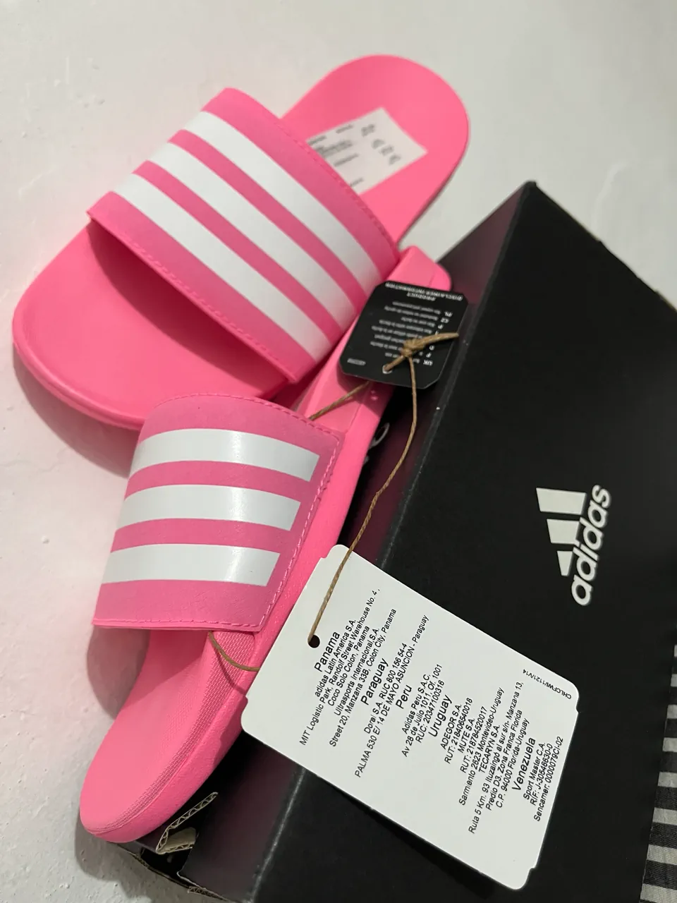 Ojotas adidas · Talle AR 34