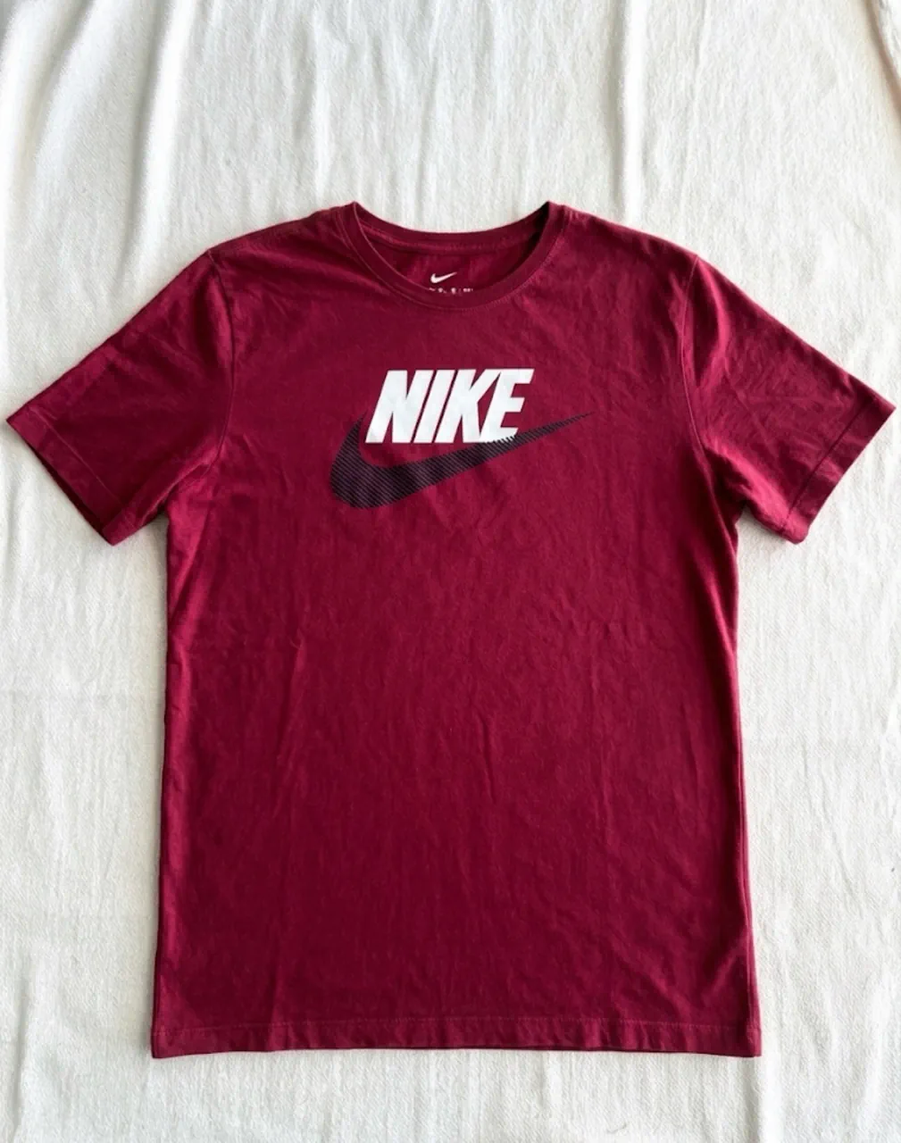 Nike · Talle L