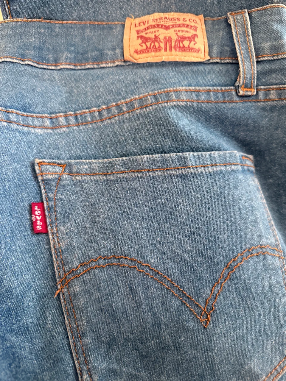 Jean Levi's - imagen 4
