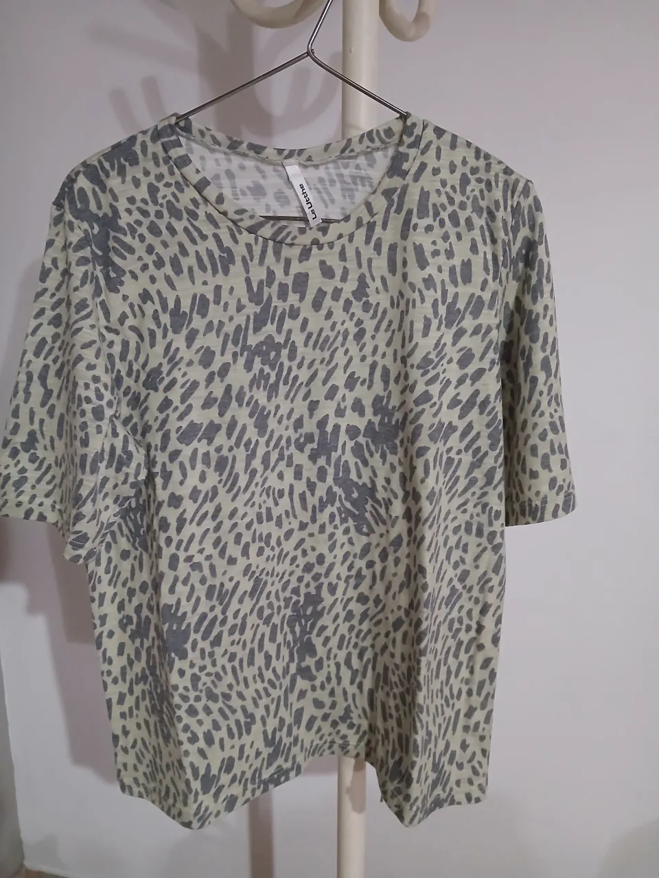 Remera Le Utthe - imagen 1