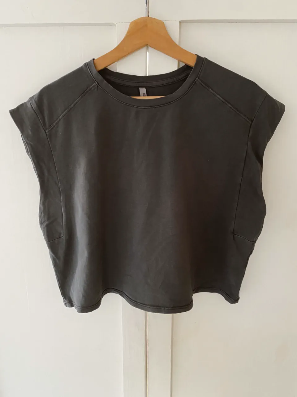 Remera INDIAN EMPORIUM · Talle M