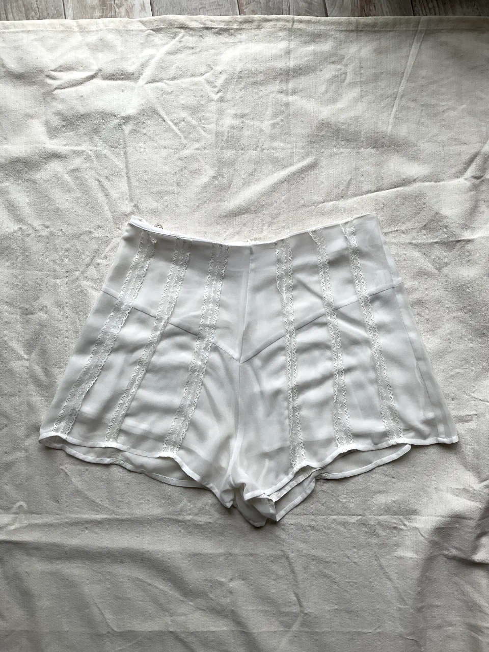 Short Delaostia - imagen 1