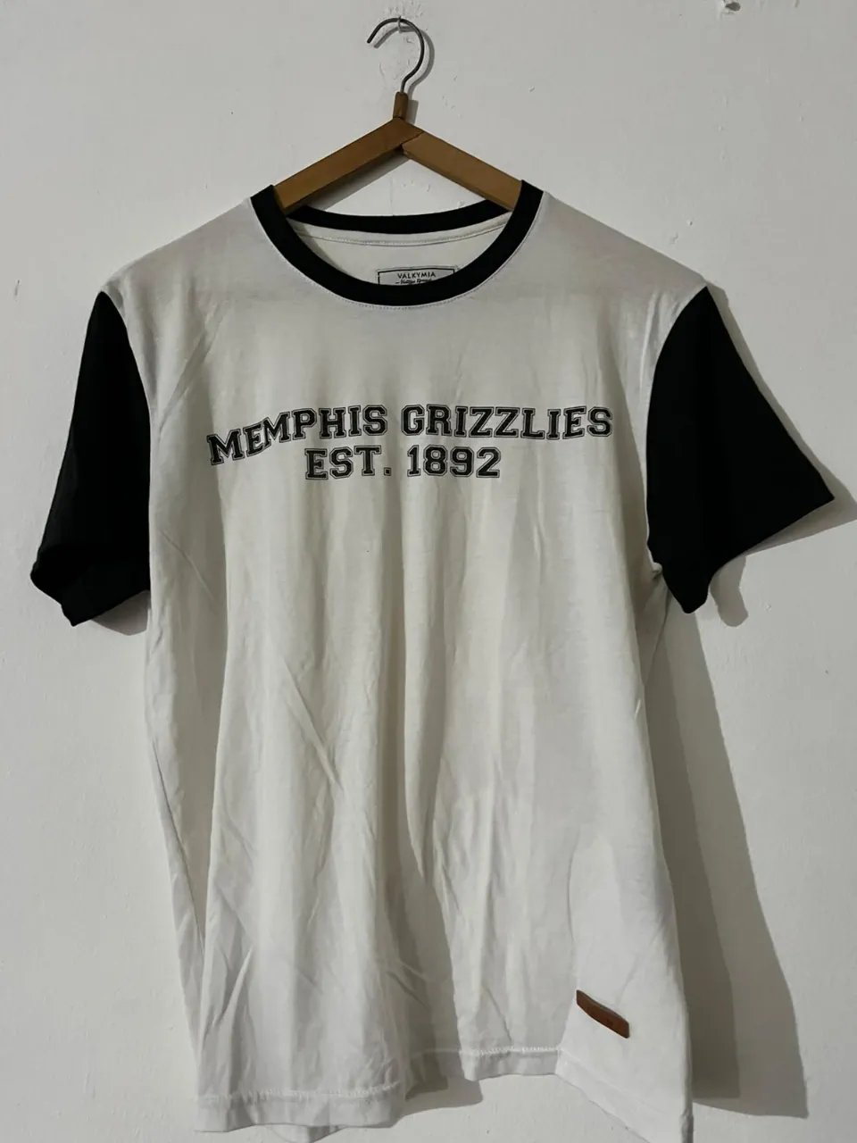 Remera Valkymia - imagen 1