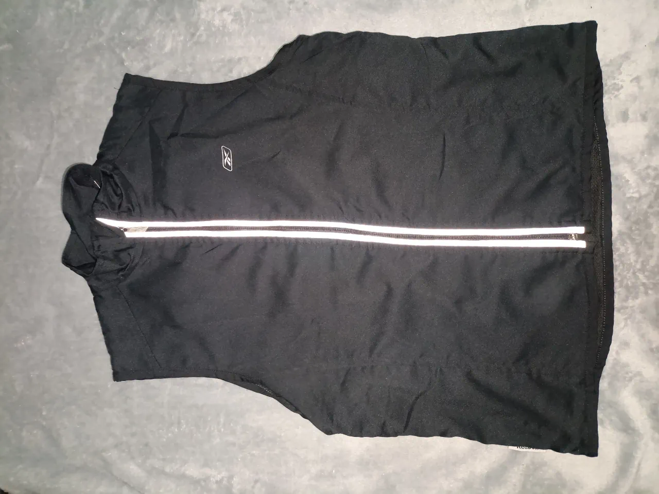 Campera Reebok - imagen 1