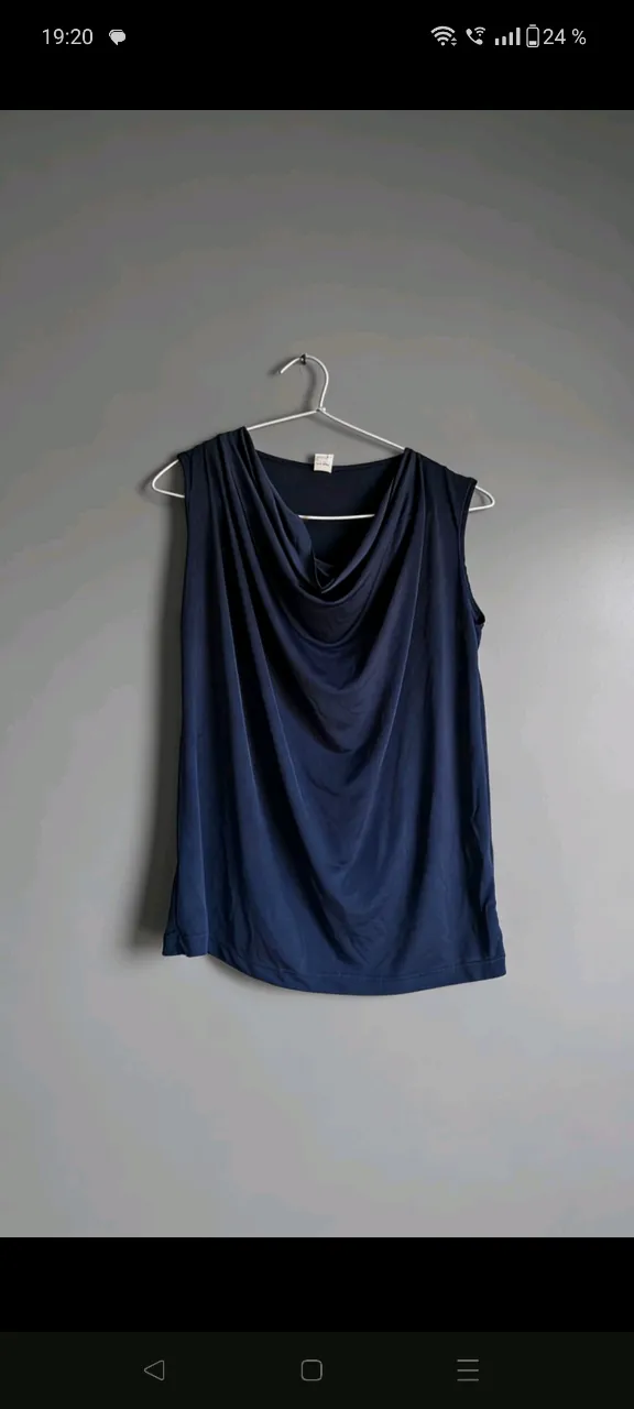 Musculosa A ≠ - imagen 1