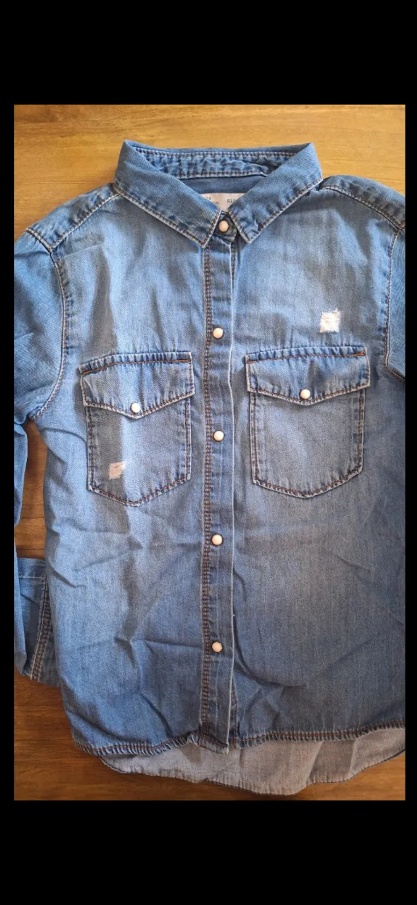 Camisa manga larga Zara · Talle 7 años / 122 cm