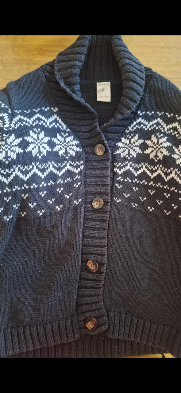 Sweater de cuello redondo Carter's · Talle 6 años / 116 cm