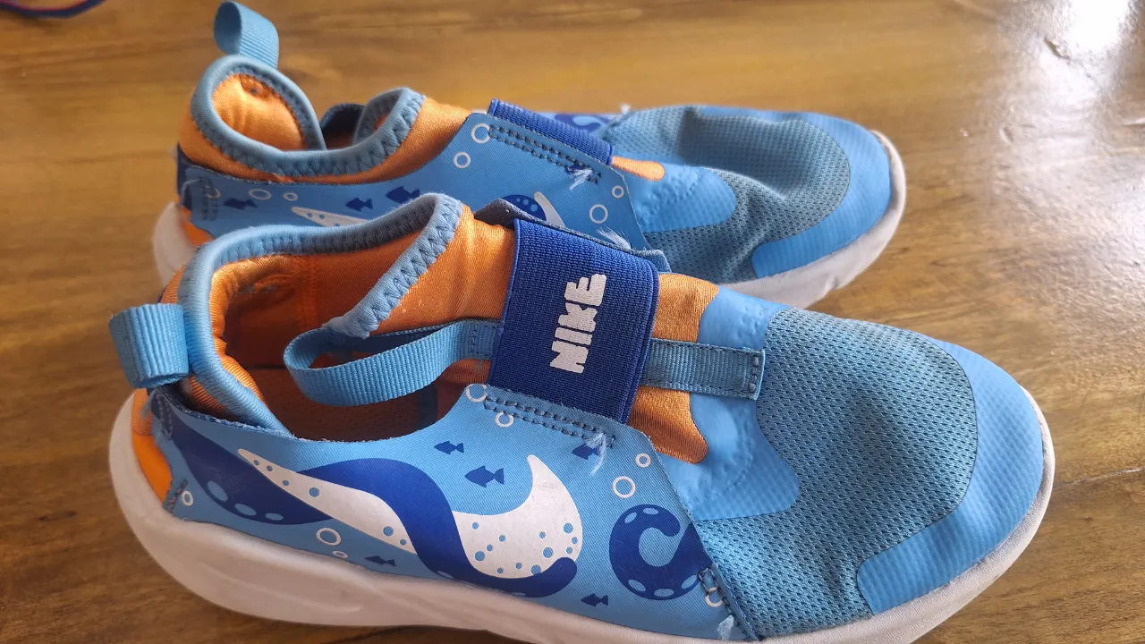 Zapatillas Nike · Talle AR 33